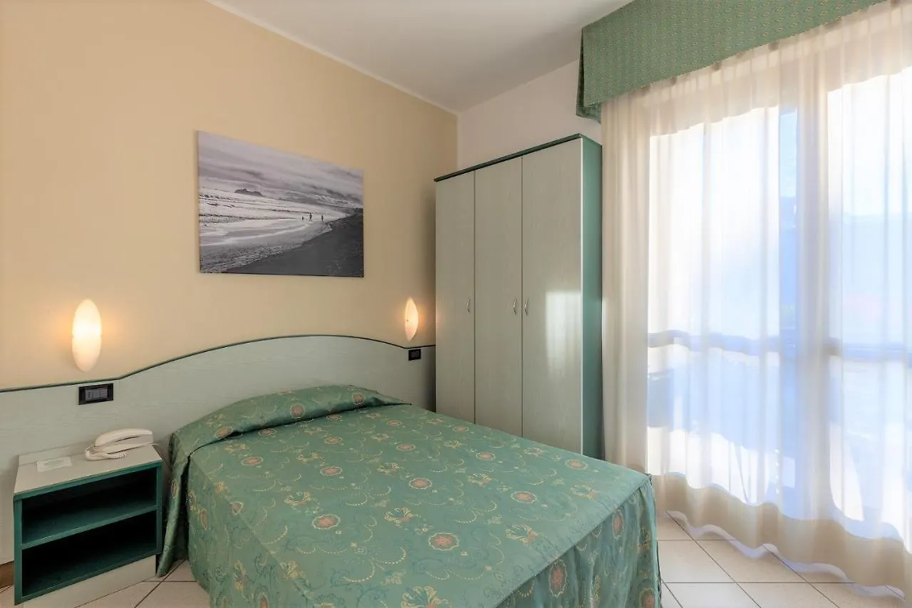 *** Hotel La Tavernetta Marina Romea Italy