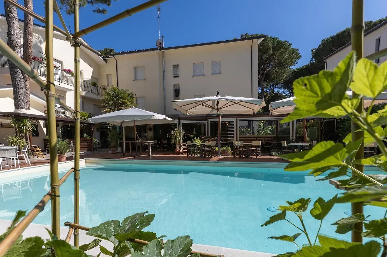 La Tavernetta Marina Romea Hotel